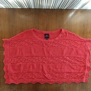 Short sleeve sweater